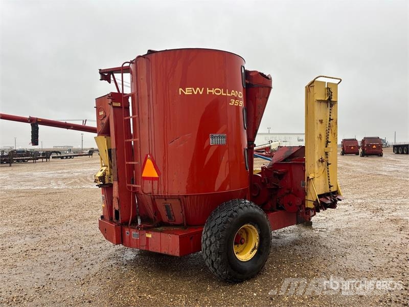 New Holland 359 Feed Mixer ミキサーフィーダー