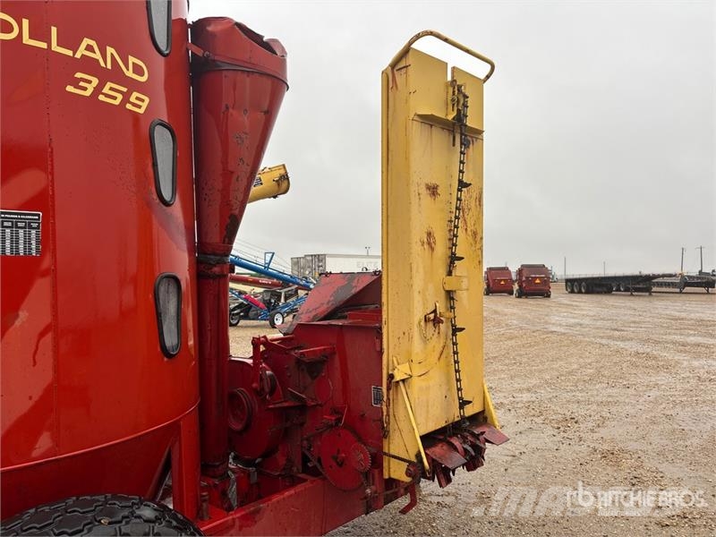 New Holland 359 Feed Mixer ミキサーフィーダー