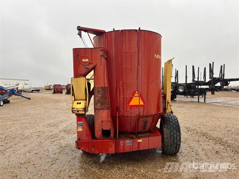 New Holland 359 Feed Mixer ミキサーフィーダー