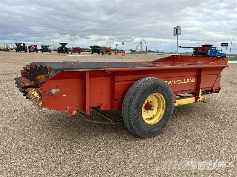 New Holland 519 S/A Manure Spreader معدات توزيع السماد العضوي