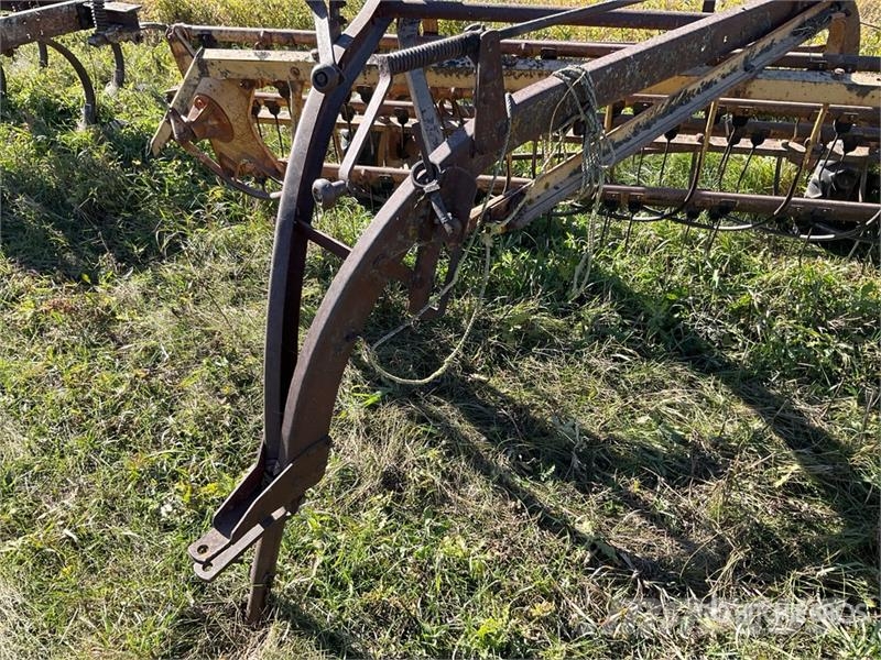 New Holland 56 Okretači i sakupljači sena