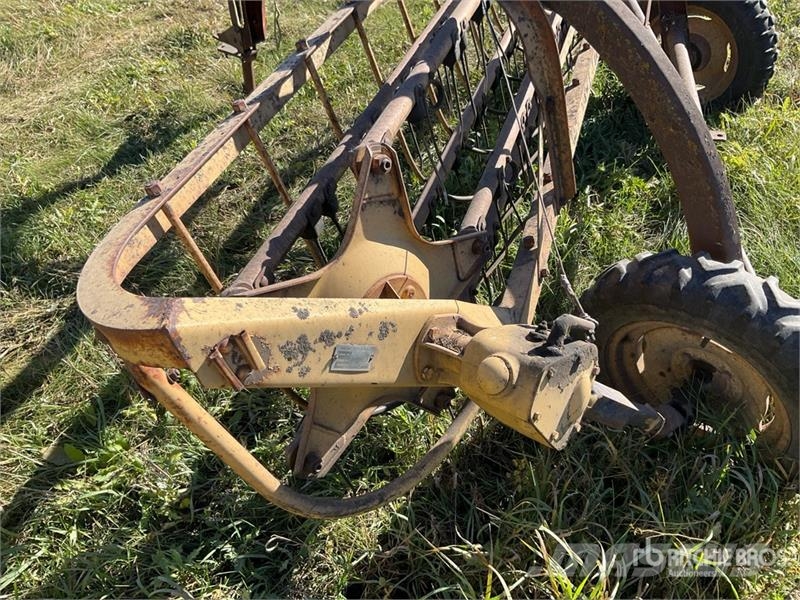 New Holland 56 Okretači i sakupljači sena