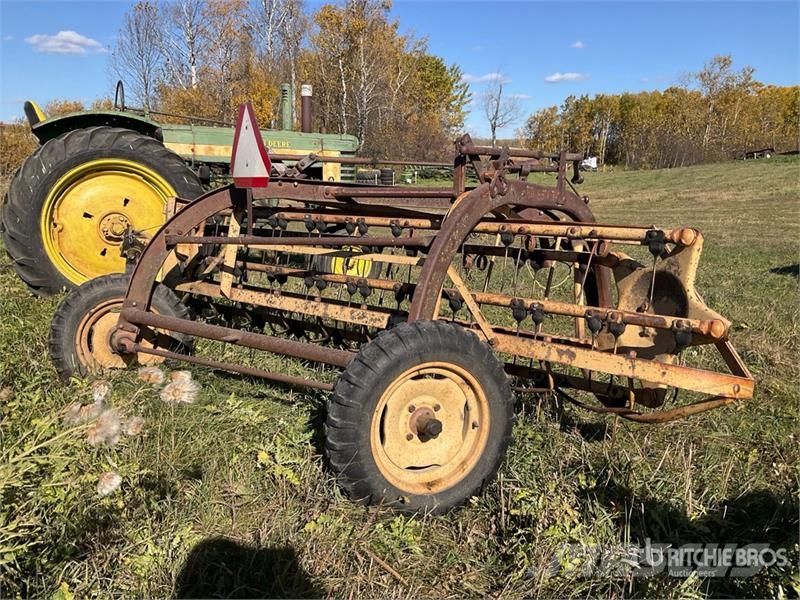 New Holland 56 Okretači i sakupljači sena
