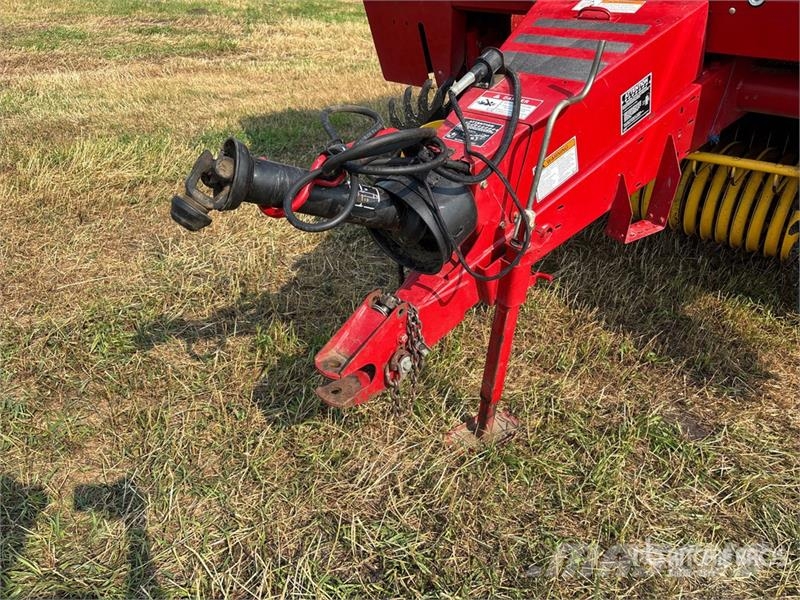 New Holland 688 Πρέσες κυλινδρικών δεμάτων