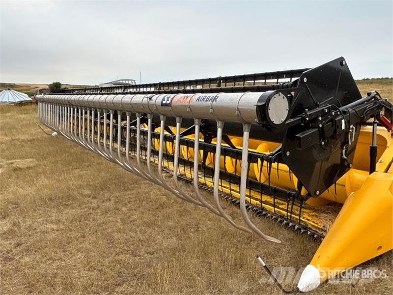 New Holland 740CF-35 DD 35 ft Super Flex Combine Header رؤوس الحصادات الدراسات