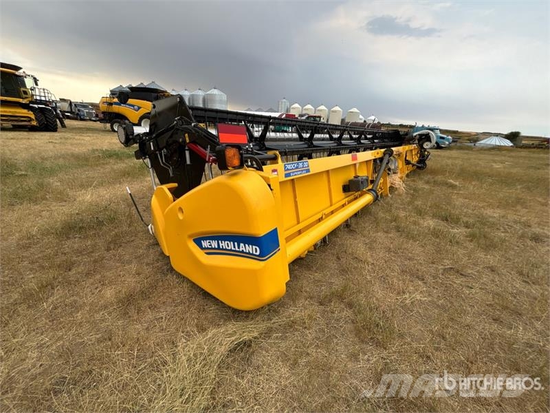 New Holland 740CF-35 DD 35 ft Super Flex Combine Header Cabezales de cosechadoras combinadas