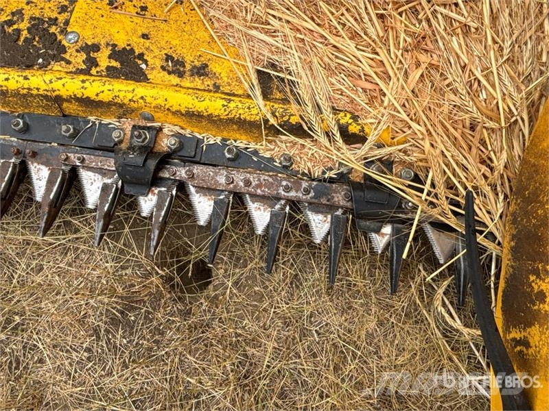 New Holland 740CF-35 DD 35 ft Super Flex Combine Header رؤوس الحصادات الدراسات