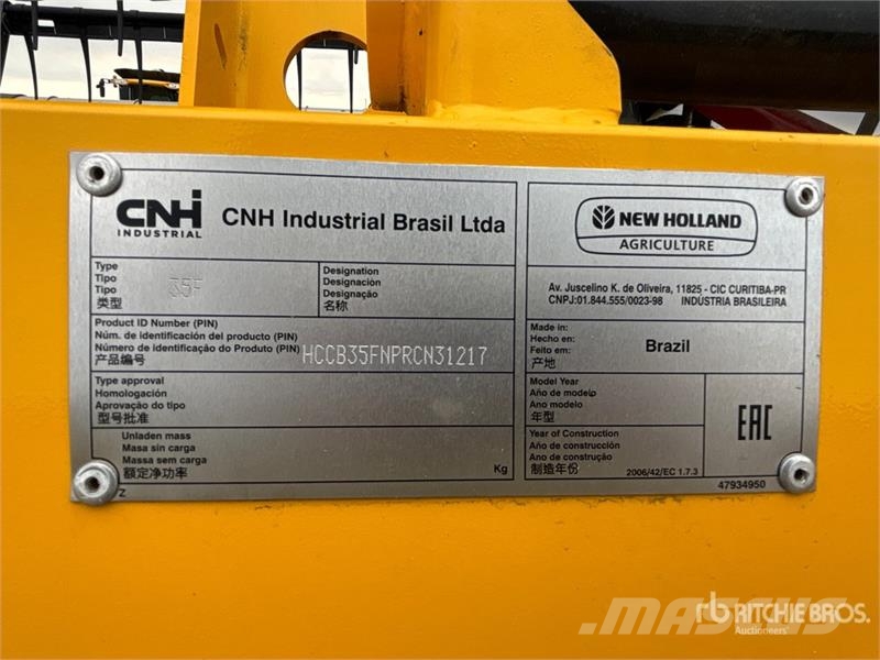 New Holland 740CF-35 DD 35 ft Super Flex Combine Header Cabezales de cosechadoras combinadas