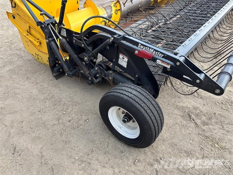 New Holland 76C 14 ft Combine Pickup Header Cabezales de cosechadoras combinadas