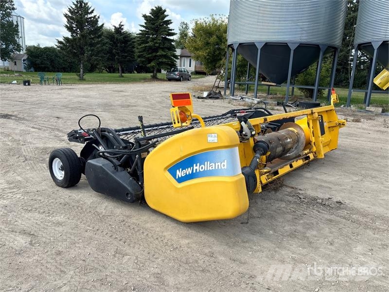 New Holland 76C 14 ft Combine Pickup Header Cabezales de cosechadoras combinadas