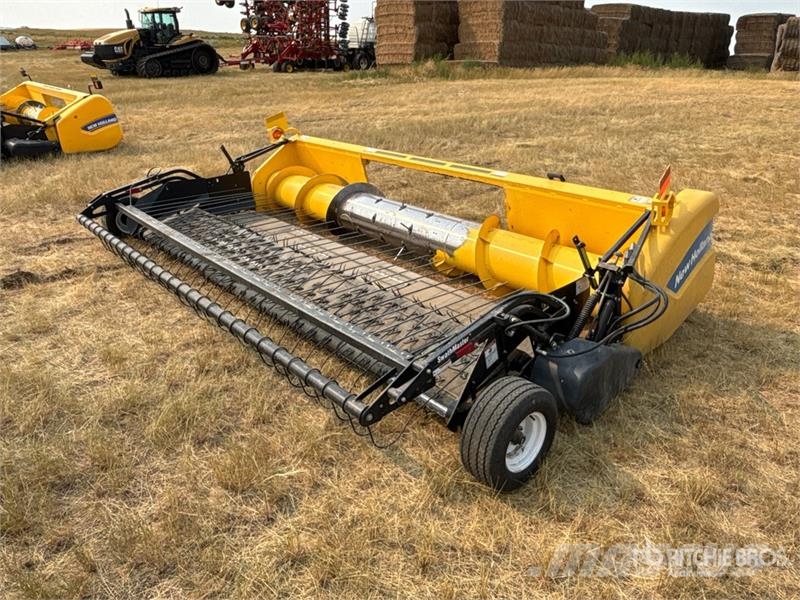New Holland 76C 16 ft Belt -Type Combine Pickup Header Cabezales de cosechadoras combinadas
