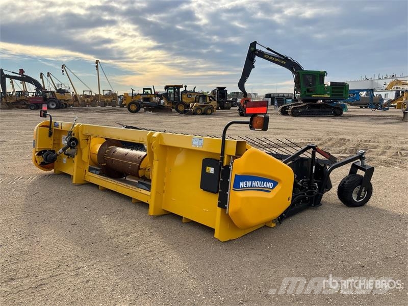 New Holland 790C15 15 ft Combine Pickup Header Testate per mietitrebbie