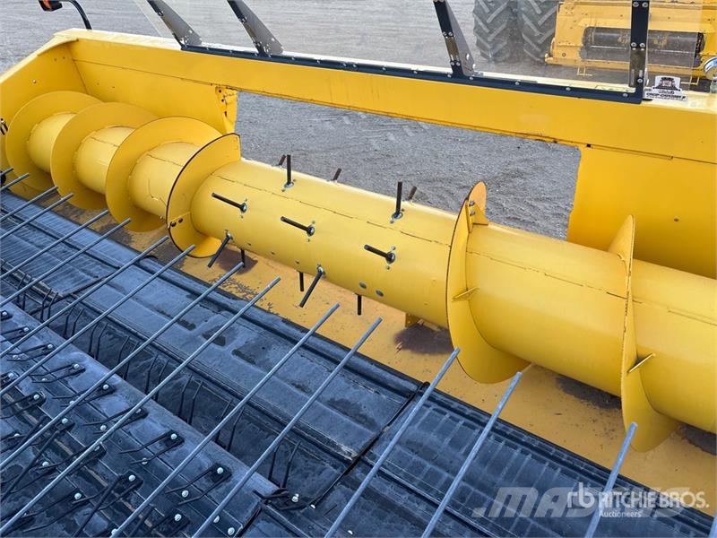 New Holland 790C15 15 ft Combine Header Combine capete pentru culegatoare