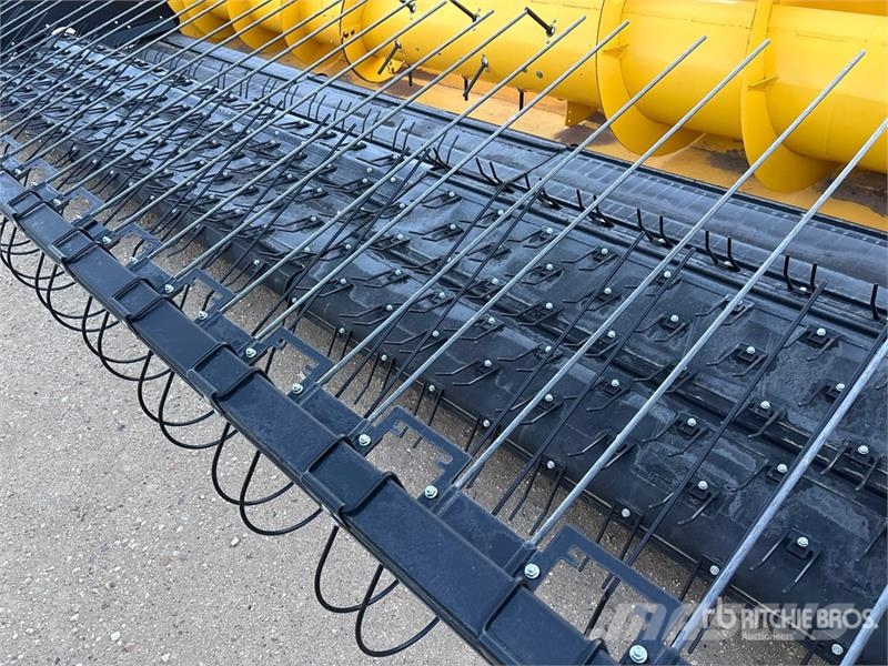 New Holland 790C15 15 ft Combine Header Combine capete pentru culegatoare