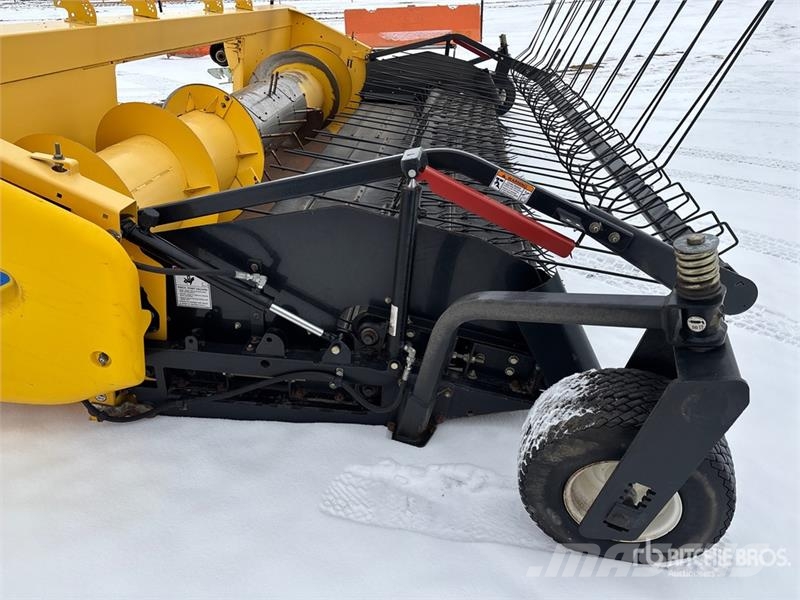 New Holland 790CP-15 15 ft Combine Pickup Header Combine harvester heads