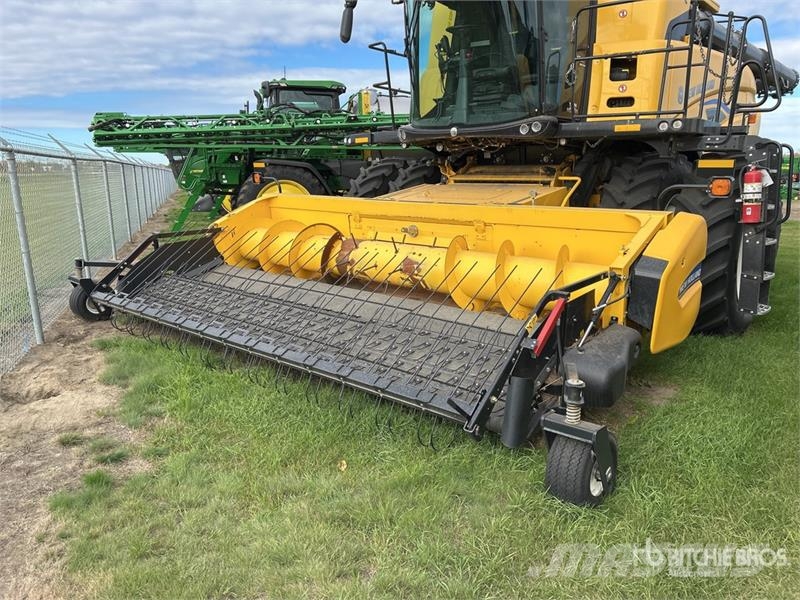 New Holland 790CP 15 ft Combine Header 콤바인 헤드