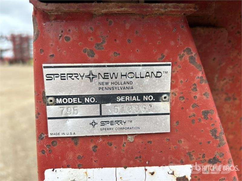 New Holland 795 T/A Manure Spreader Kuivalannan levittimet