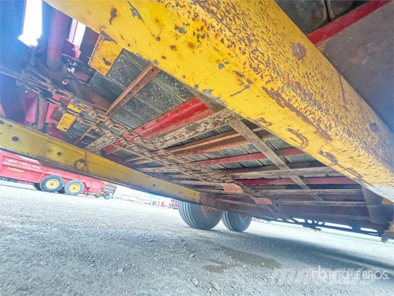 New Holland 795 T/A Manure Spreader Kuivalannan levittimet