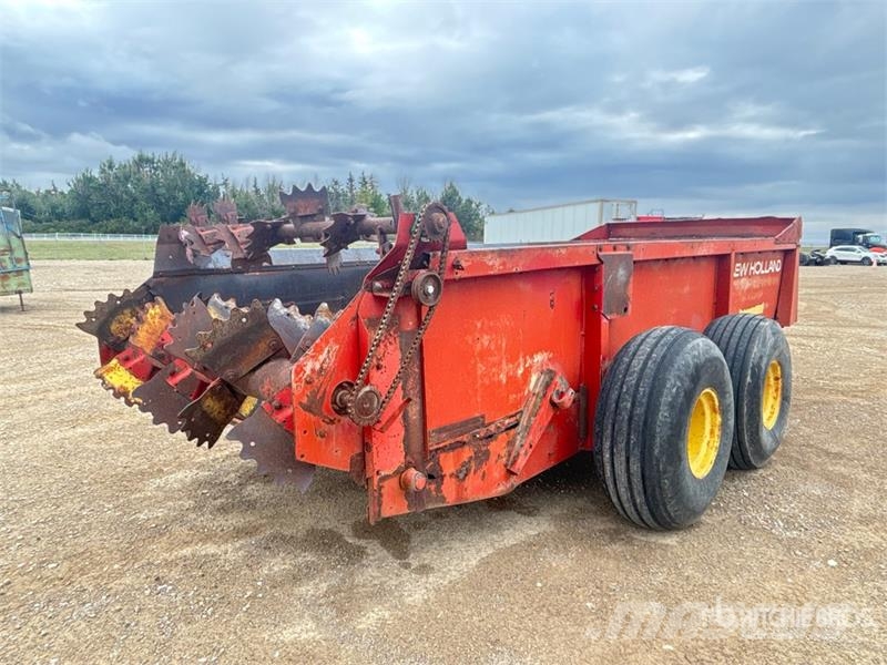New Holland 795 T/A Manure Spreader Kuivalannan levittimet