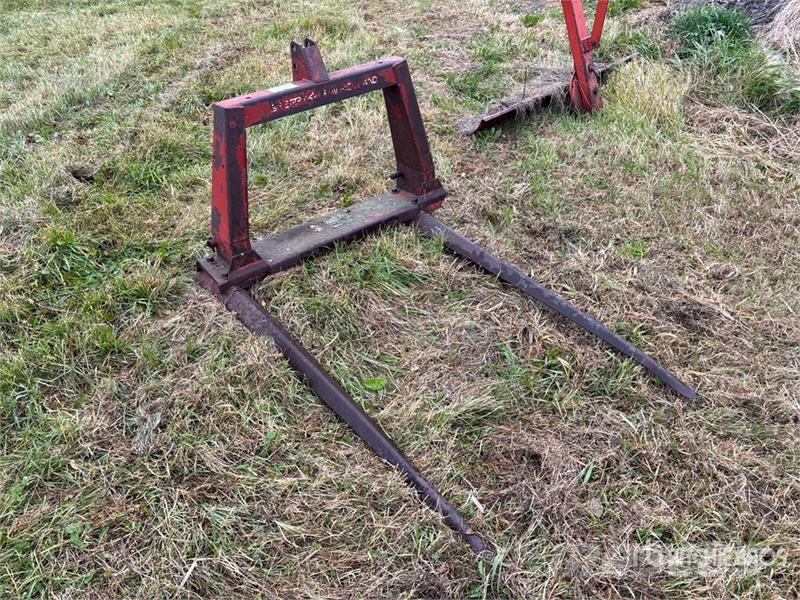 New Holland 80 60 in 3-Point Bale Forks Other tractor accessories