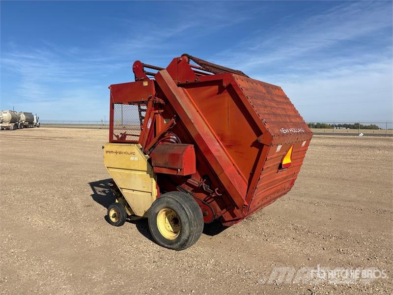 New Holland 851 Round Baler محزمات مستديرة