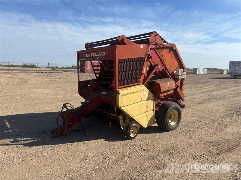 New Holland 851 Round Baler محزمات مستديرة