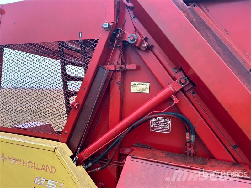 New Holland 851 Round Baler Rolo balirke