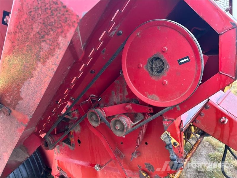 New Holland 851 Round Baler Rolo balirke