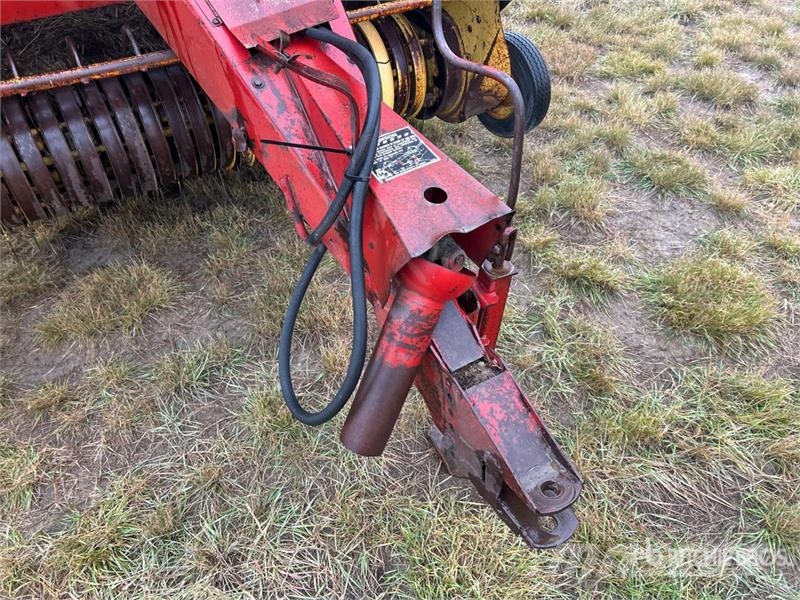 New Holland 851 Round Baler Rolo balirke