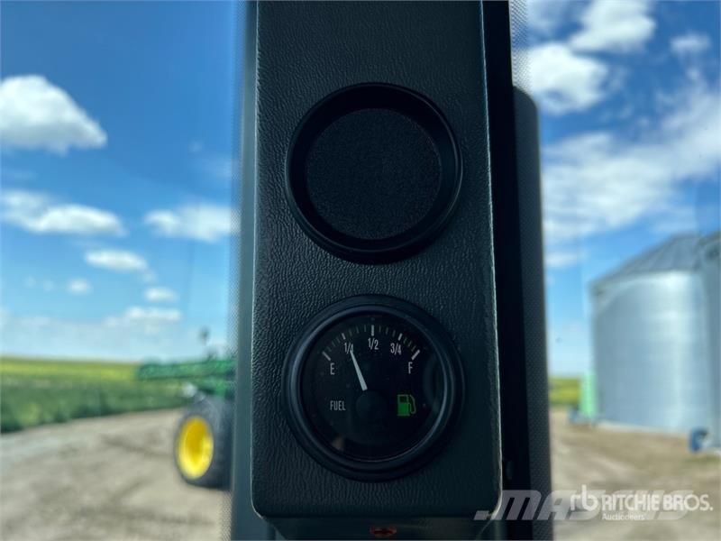 New Holland 9482 Articulated 4WD Tractor ماكينات زراعية - غير ذلك