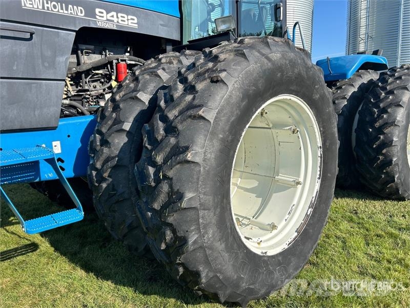 New Holland 9482 Articulated 4WD Tractor Сільгосптехніка - Інші