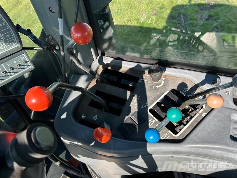 New Holland 9482 Articulated 4WD Tractor Сільгосптехніка - Інші