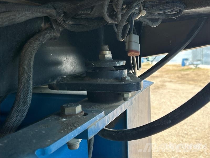 New Holland 9482 Articulated 4WD Tractor ماكينات زراعية - غير ذلك