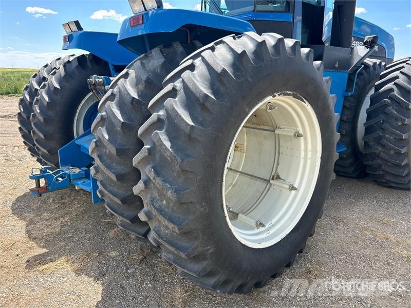 New Holland 9482 Articulated 4WD Tractor ماكينات زراعية - غير ذلك