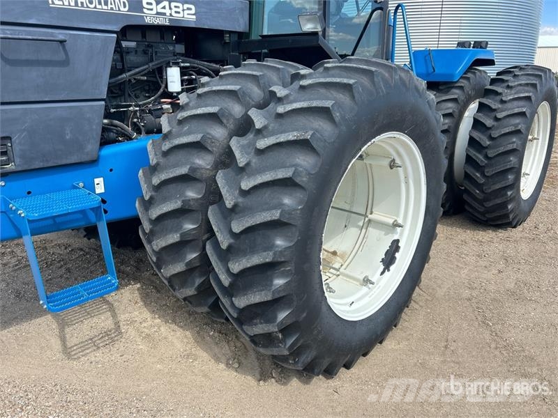 New Holland 9482 Articulated 4WD Tractor ماكينات زراعية - غير ذلك