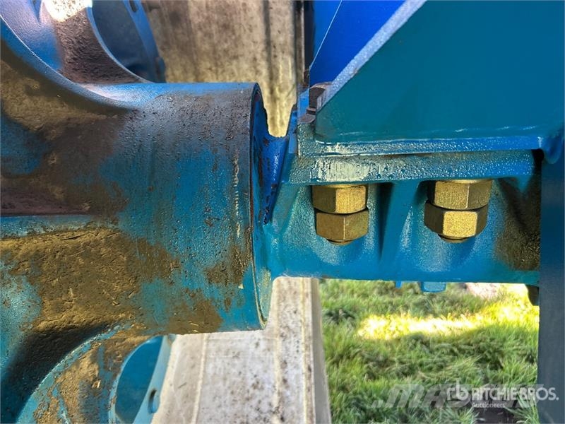 New Holland 9482 Articulated 4WD Tractor Сільгосптехніка - Інші