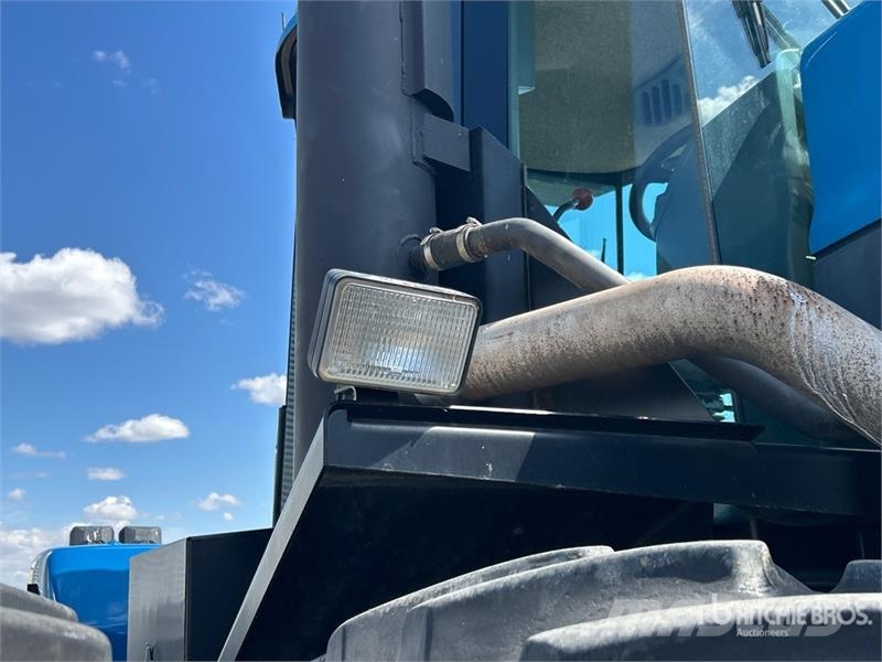 New Holland 9482 Articulated 4WD Tractor ماكينات زراعية - غير ذلك