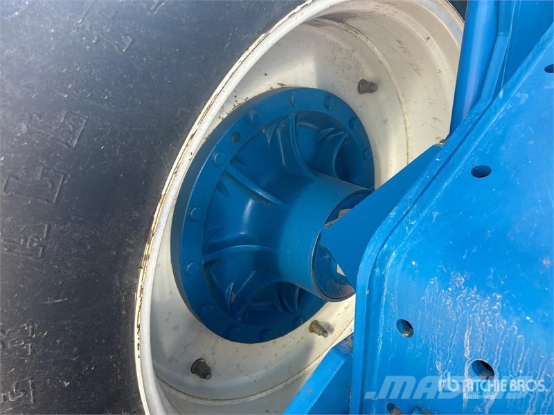New Holland 9482 Articulated 4WD Tractor ماكينات زراعية - غير ذلك