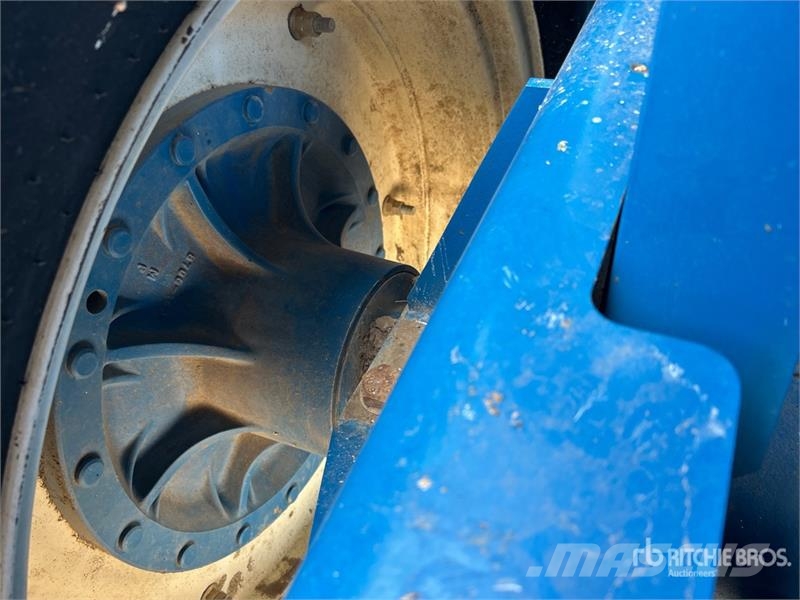 New Holland 9482 Articulated 4WD Tractor ماكينات زراعية - غير ذلك