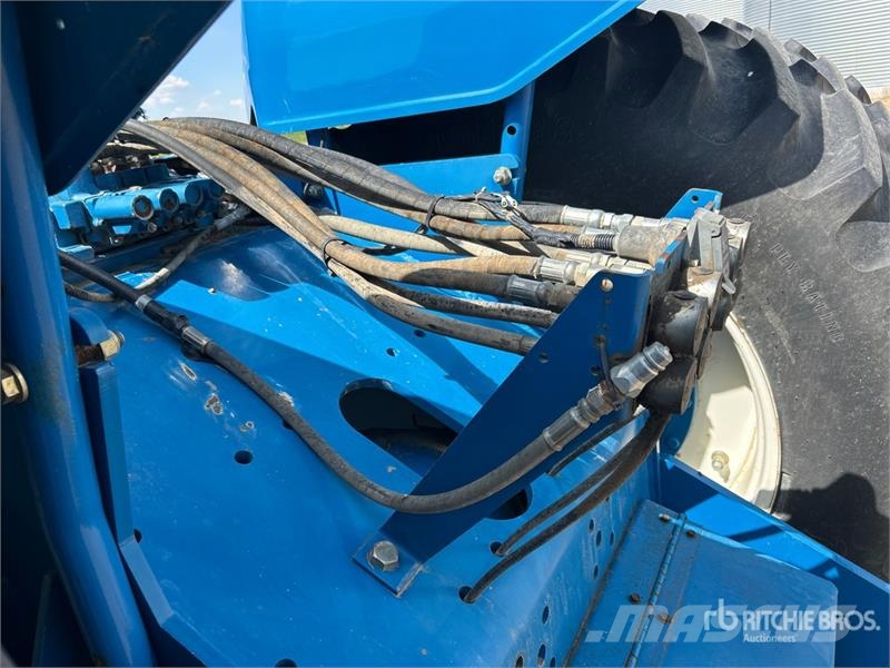 New Holland 9482 Articulated 4WD Tractor ماكينات زراعية - غير ذلك