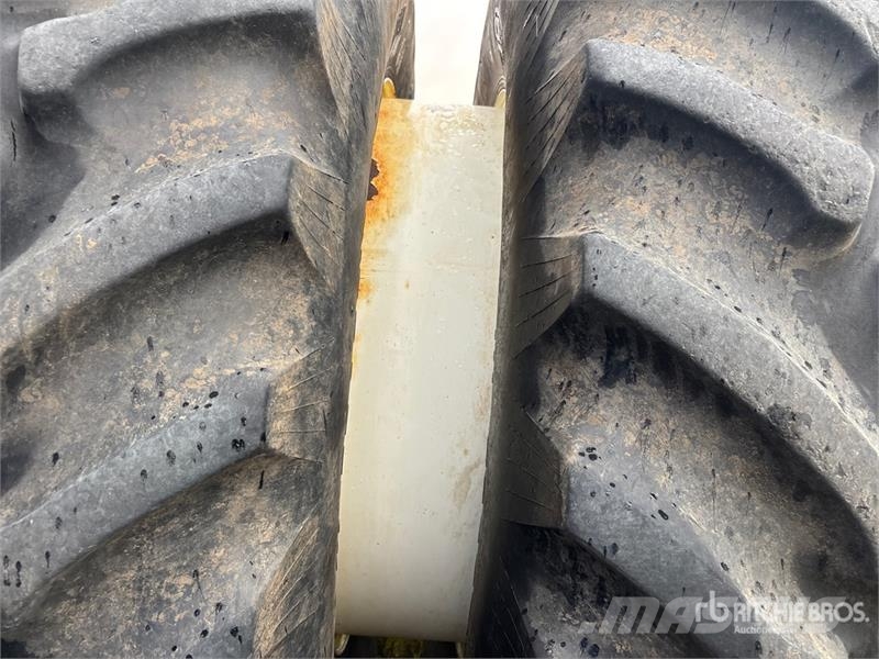 New Holland 9484 Articulated 4WD Tractor Сільгосптехніка - Інші
