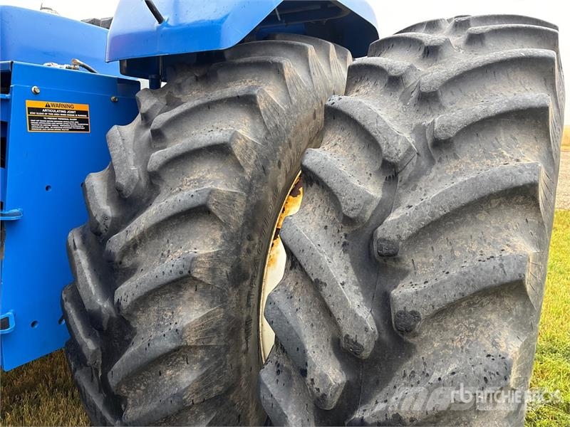 New Holland 9484 Articulated 4WD Tractor Сільгосптехніка - Інші