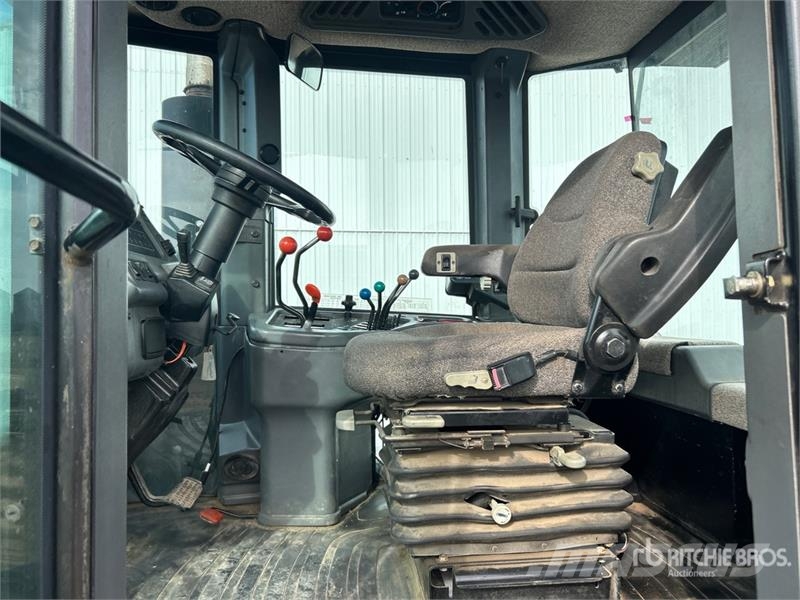 New Holland 9682 Сельхозтехника - Другие