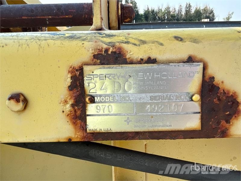 New Holland 970 24 ft Rigid Combine Header 콤바인 헤드