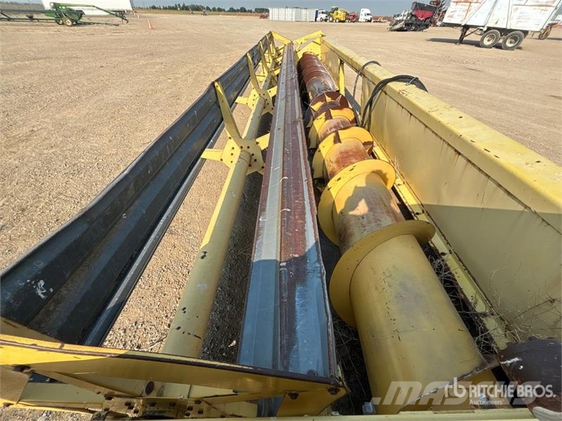 New Holland 970 24 ft Rigid Combine Header 콤바인 헤드