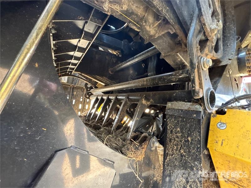 New Holland BB340 Big SL6 Square Baler محزمات مربعة