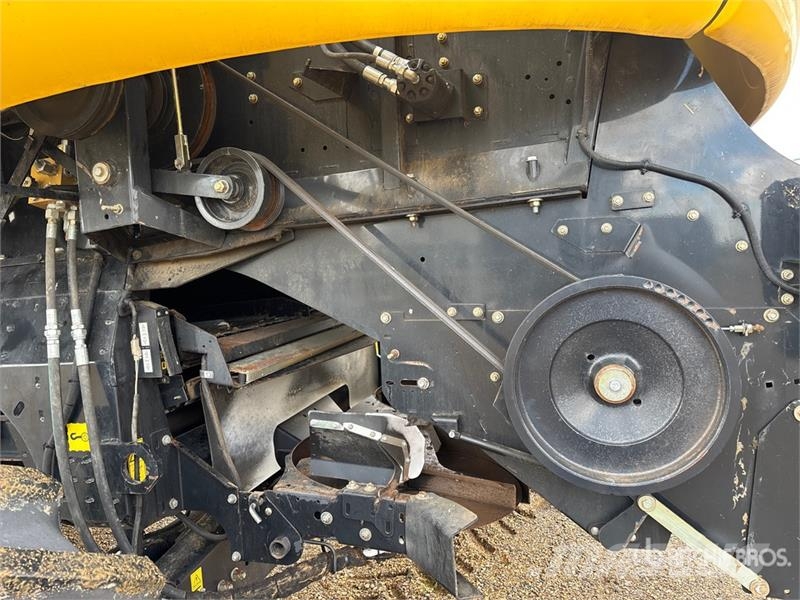 New Holland Combine Harvester حصادات