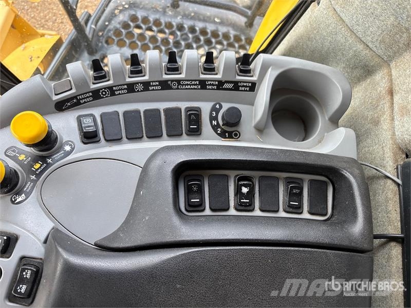 New Holland Combine Harvester حصادات