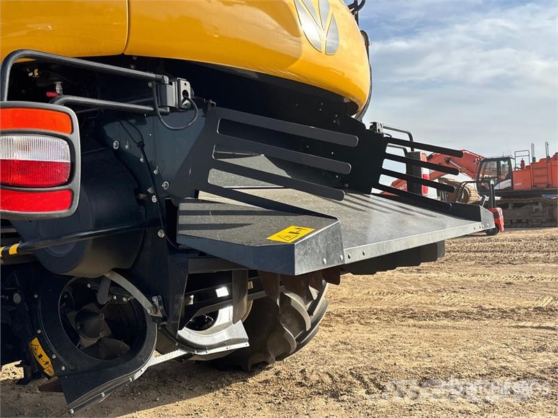 New Holland CR 10.90 Combine Harvester Kombájnok
