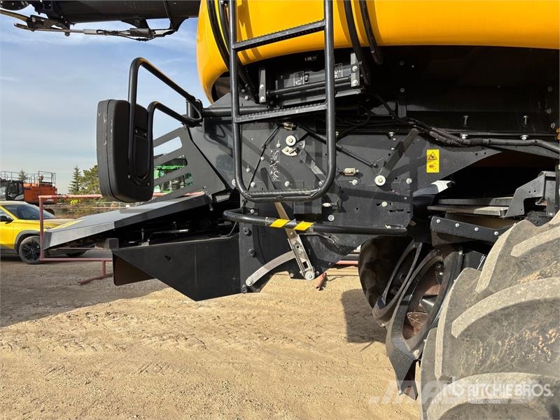 New Holland CR 10.90 Combine Harvester Kombájnok